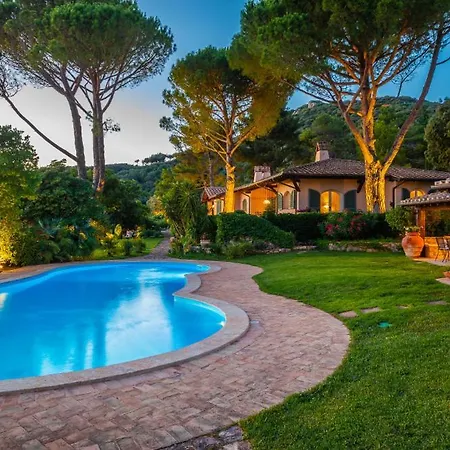 Cala Piccola Sleeps 13 Pool Wifi T763419 Willa Monte Argentario