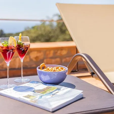 Cala Piccola Sleeps 13 Pool Wifi T763419 Monte Argentario