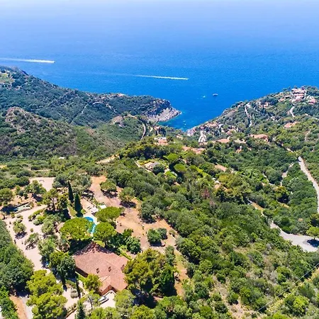 Cala Piccola Sleeps 13 Pool Wifi T763419 Willa