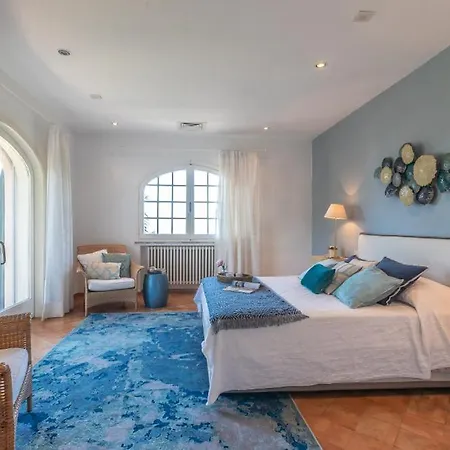 Cala Piccola Sleeps 13 Pool Wifi T763419 Willa *